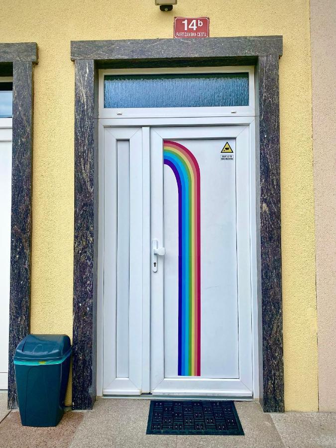 Rainbow House Rooms Марибор Екстериор снимка